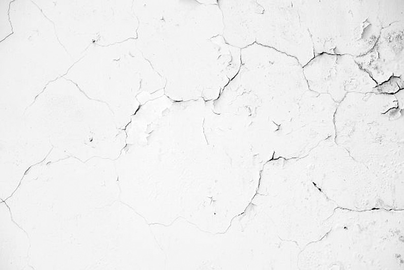 ترک خوردن رنگ لاتکس